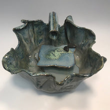 Load image into Gallery viewer, Water Fountain on Feet