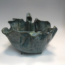 Load image into Gallery viewer, Water Fountain on Feet