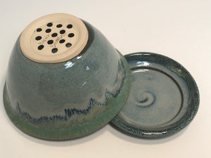 Berry Bowl with Drain Plate